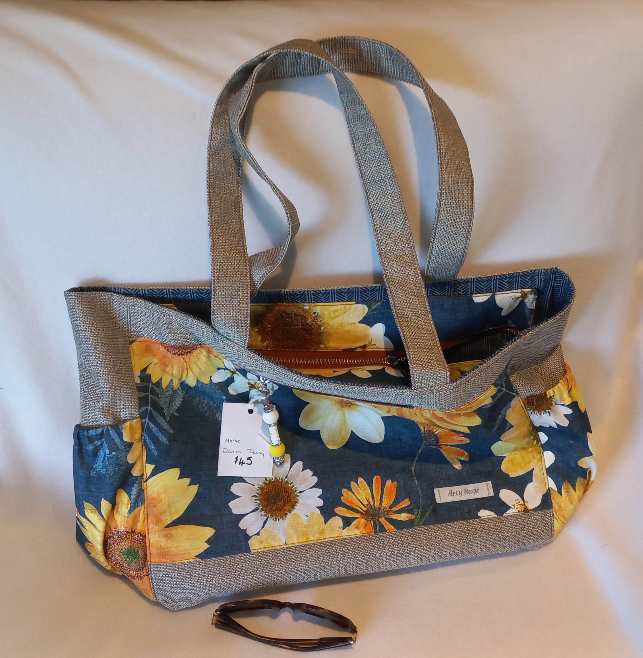 Annie, Tote